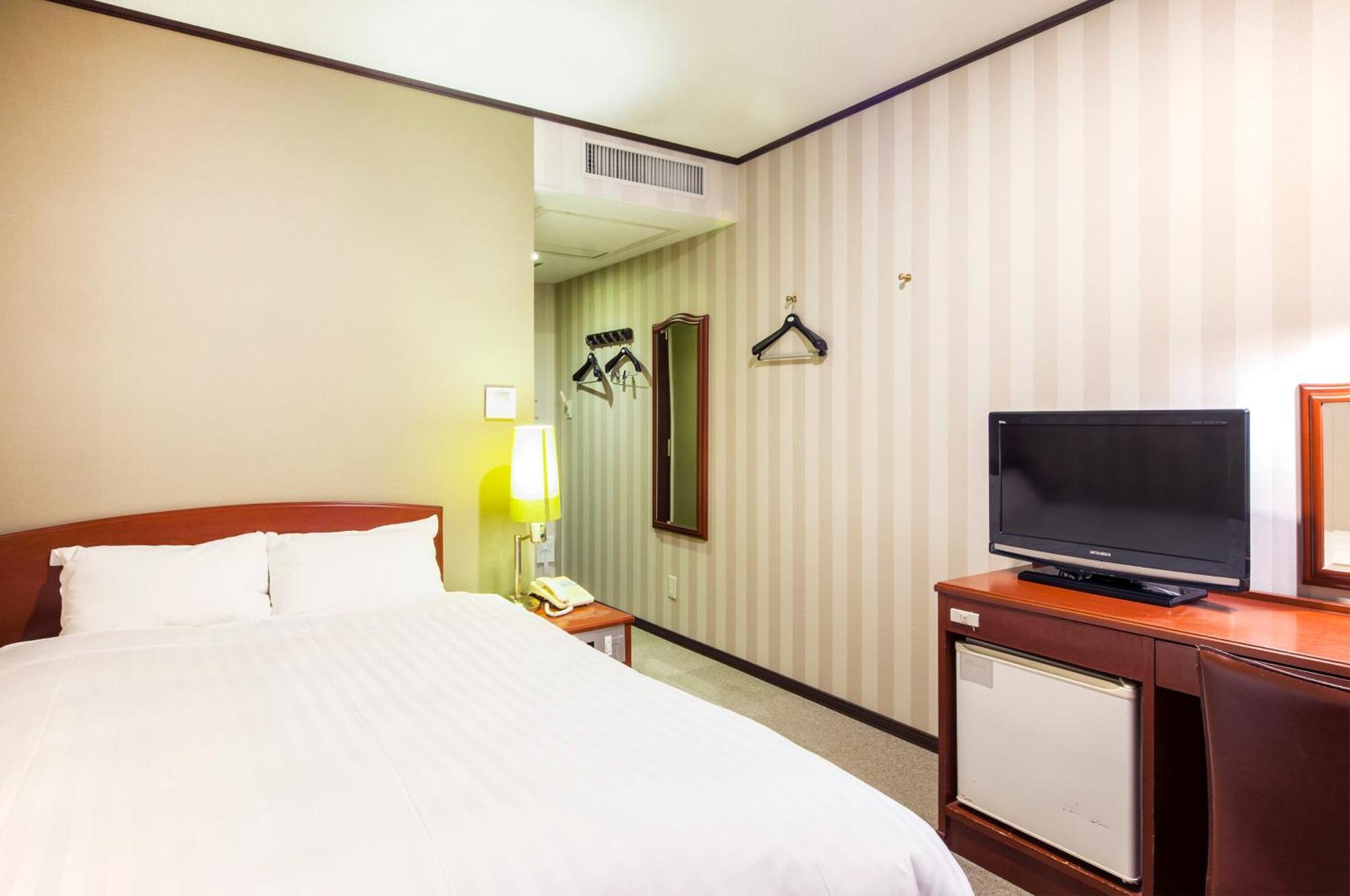 Tsukubanoyu Urban Hotel Екстериор снимка